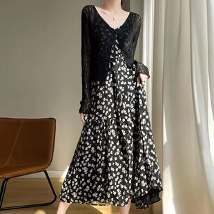 2025春季新款乔其纱复古气质a字吊带连衣裙女款V领设计感中长裙子