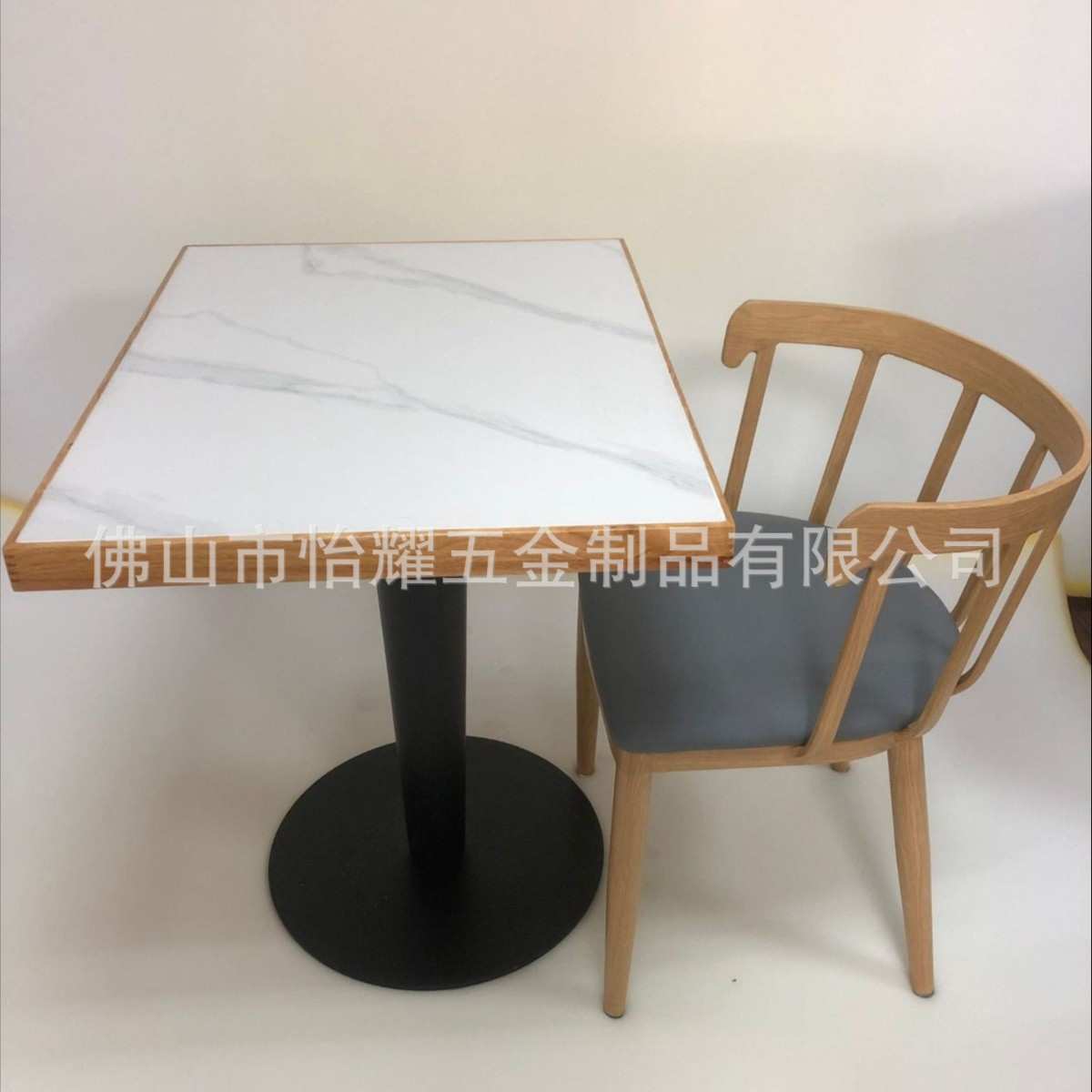 厂家 酒店休闲餐厅桌子 连锁餐饮店家具 酒店宴会家具 酒店椅