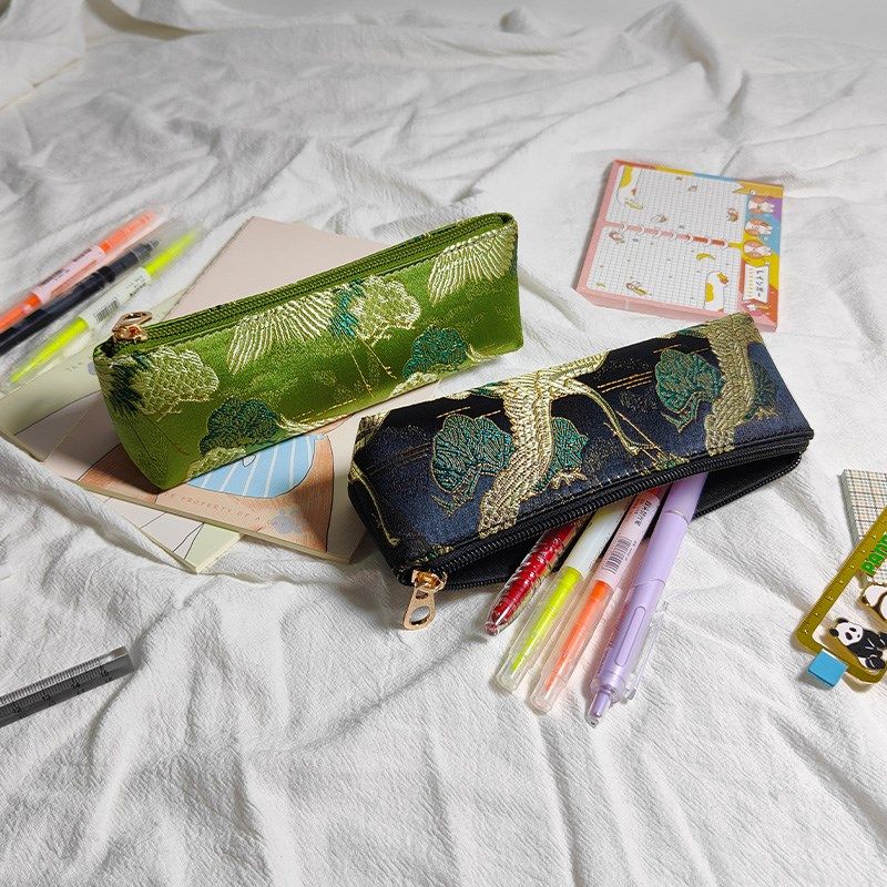 复古风祥云白鹤高档笔袋大容量工作文具袋小化妆包大学生高级感