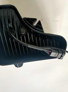 7251340 山猫新款前大灯LED