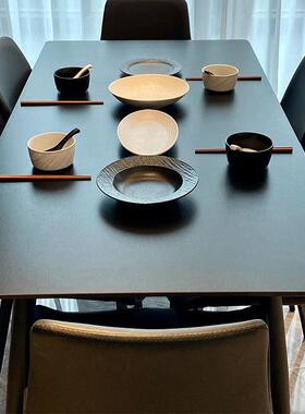 L7轻奢简约小户型黑色岩板餐桌椅岛台饭桌子家用小户型长方形吃饭