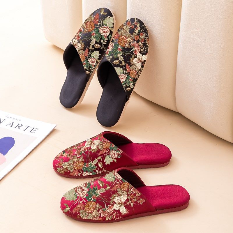 情侣居家拖鞋女高级感缎面国风舒适静音拖鞋男士包头国潮四季拖鞋,居家布艺,居家凉拖/凉鞋,淘宝优惠券,粉丝福利购,淘宝优惠卷