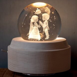 鸟之诗水晶球情侣音乐盒旋转八音盒送女生生日新婚结婚送闺蜜女友