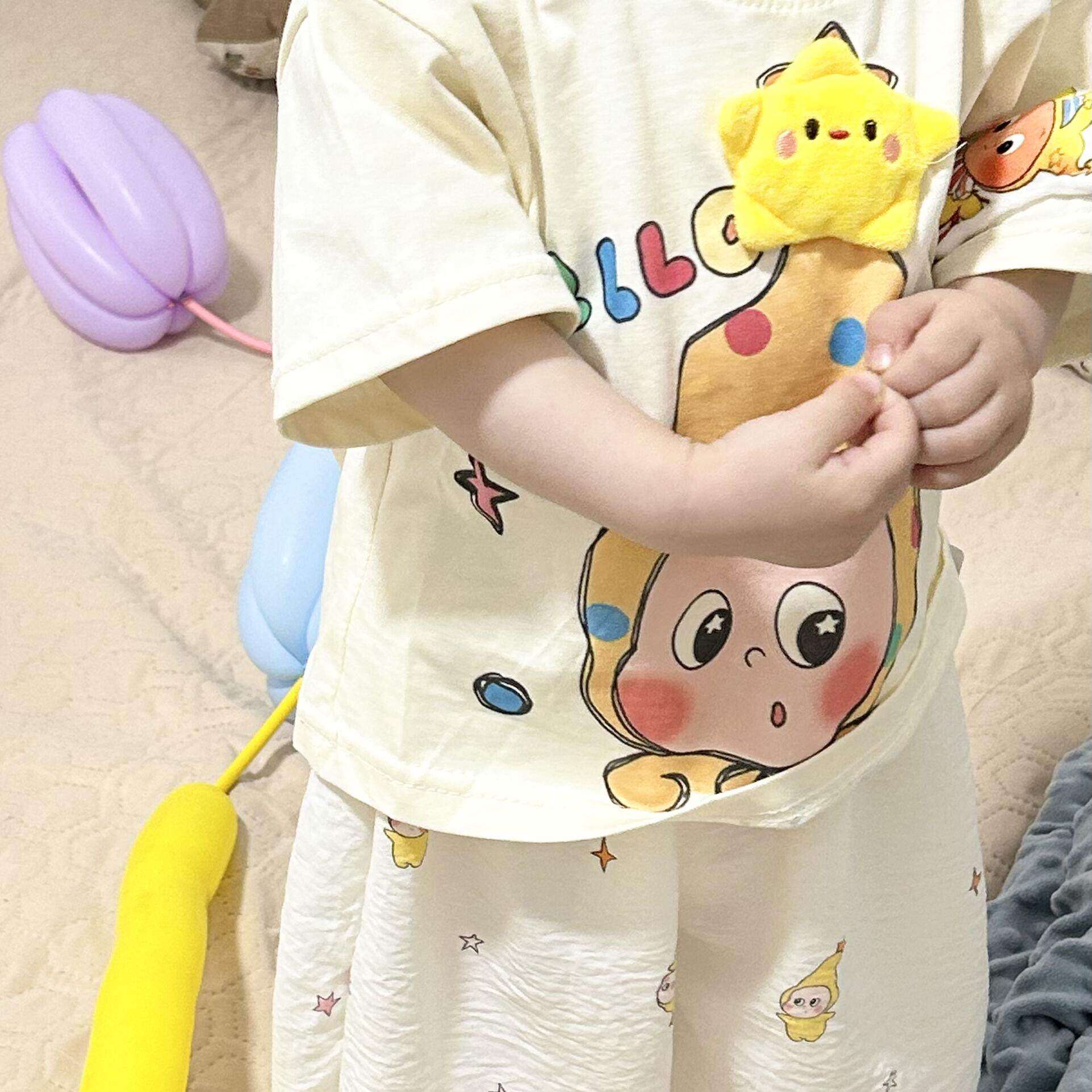 立体小星星宝宝短袖纯棉a类男孩女孩洋气上衣儿童t恤夏薄款韩版
