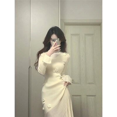 白色立体花朵高领打底针织连衣裙女秋冬季修身内搭包臀鱼尾长裙子