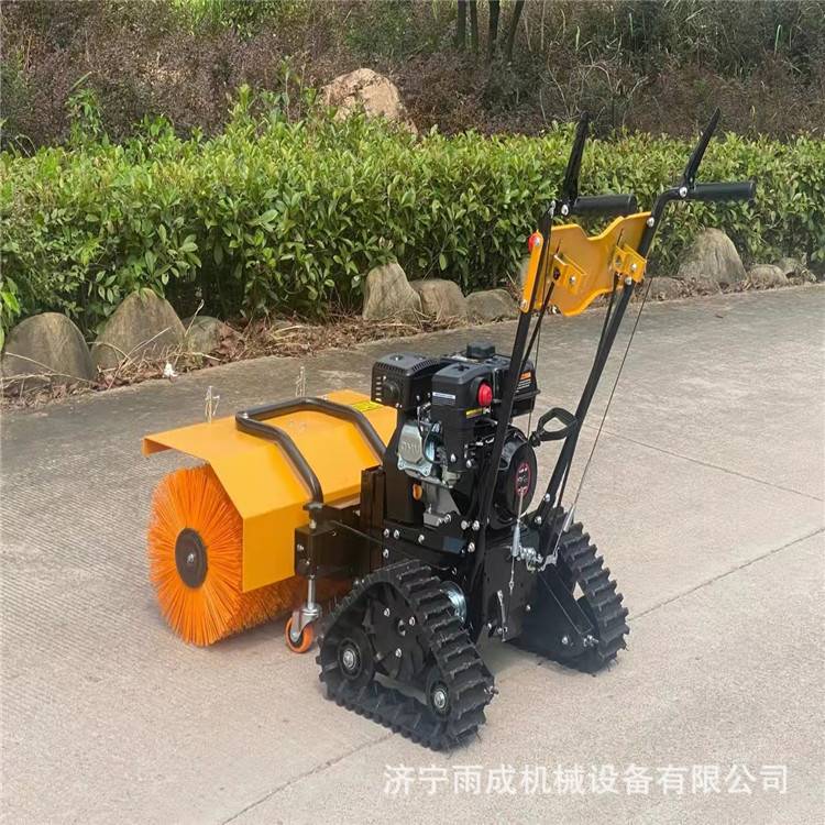汽油梳草机 足球场人工草坪梳理机刷草坪机 小型扫雪清洁扫地机