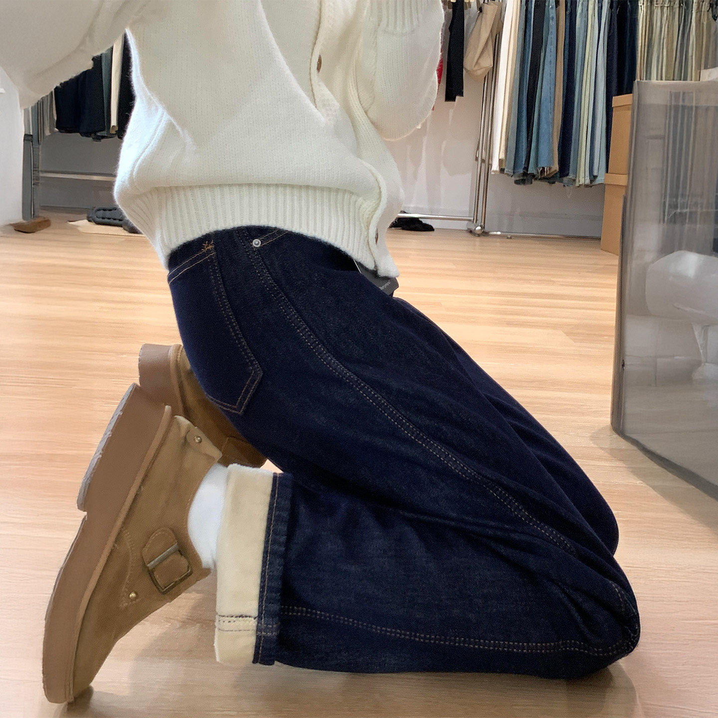 加绒加厚深蓝色直筒牛仔裤女秋冬新款大码胖mm高腰显瘦窄版阔腿裤