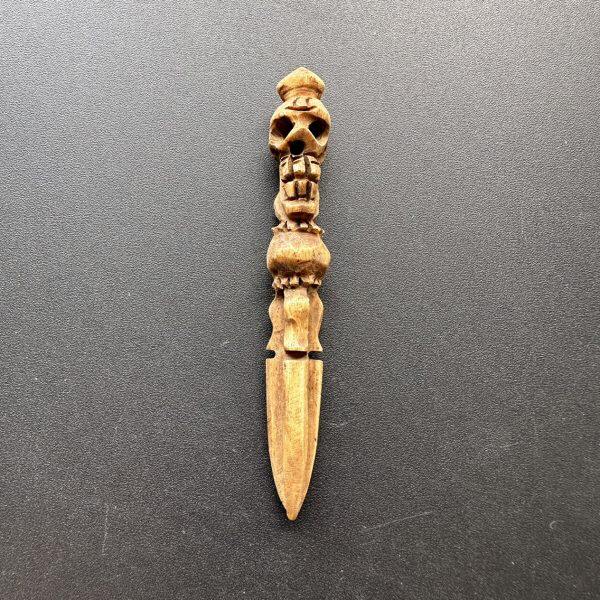 尼泊尔西藏牦牛骨金刚杵吊坠骷髅头普巴撅雕刻文玩挂件古董老物件