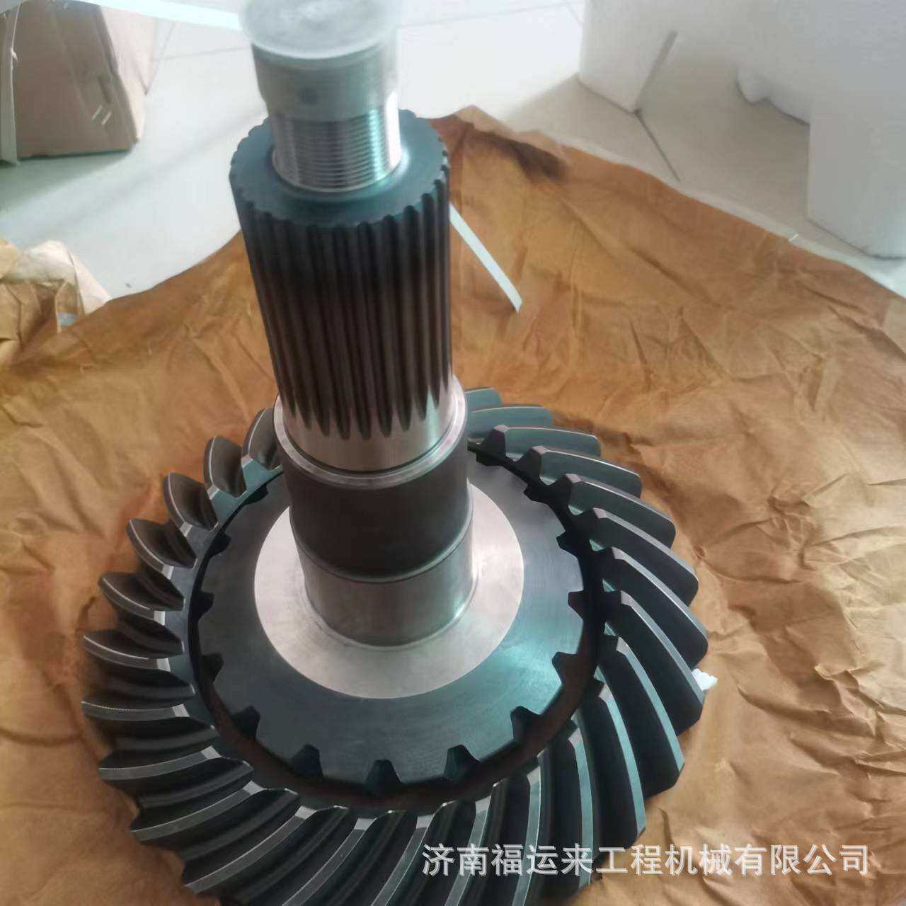 WG9231320913斯太尔后桥盆角齿17/28 46齿 豪沃配件厂家  外贸