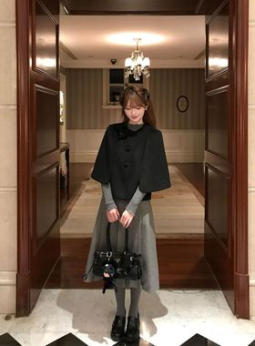 法式英伦风复古双色双排扣斗篷外套灰色针织打底衣中长裙三件套女