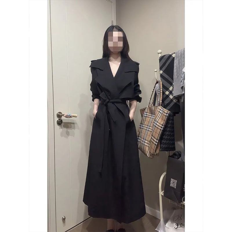 韩系简约通勤黑色外套女秋季