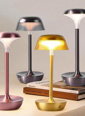 亚马逊触摸感应氛围床头台灯轻奢感充插两用高脚酒吧led氛围灯