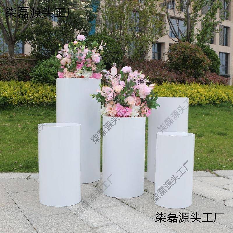 新款婚庆道具铁艺圆柱体甜品台架婚礼迎宾区布置橱窗装饰创意摆件