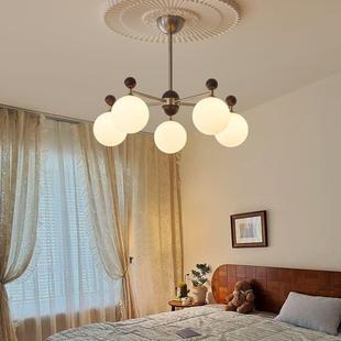 魔豆客厅法式 中古吊灯创意复古胡桃木色主灯奶油风餐厅灯卧室灯具