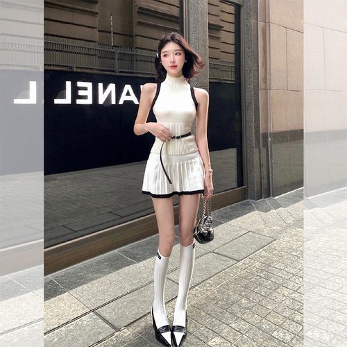 纯欲法式辣妹套装裙女春季新款高领无袖针织背心高腰百褶裙两件套