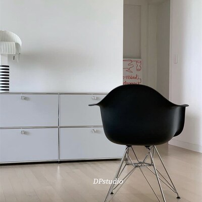 DPstudio中古风带扶手靠背窝型餐椅简约北欧办公椅工作休闲洽谈椅