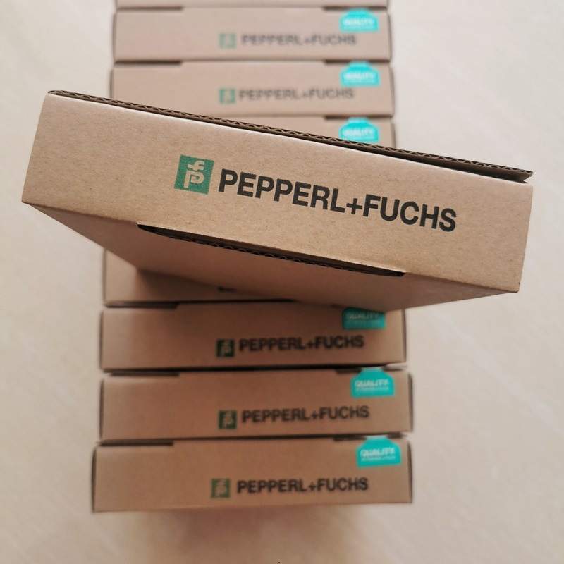 OBT150-R100-2EP1-IO-V31倍加福光电传感器(267075-100503)现货