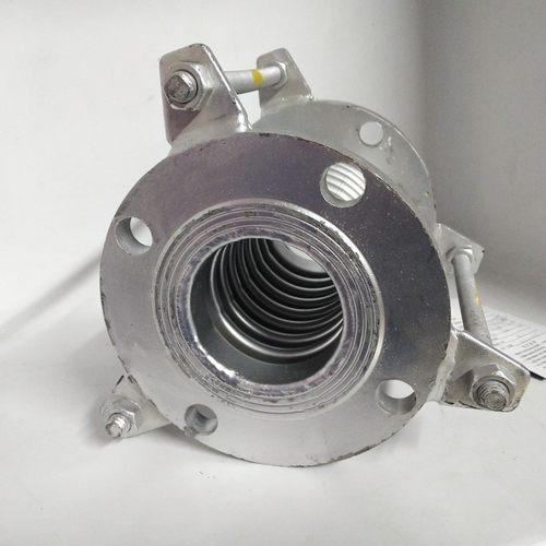 法兰304不锈钢波纹补偿器波纹膨胀节伸缩节DN50 100 150  200
