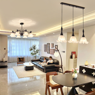 法式复古客厅吊灯2024新款美式A高级感卧室主灯中古风餐厅花朵灯