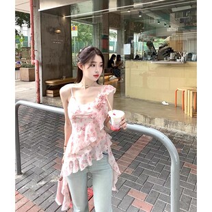 纯欲风高级感气质不规则荷叶边辣妹碎花吊带上衣女春夏季2025新款