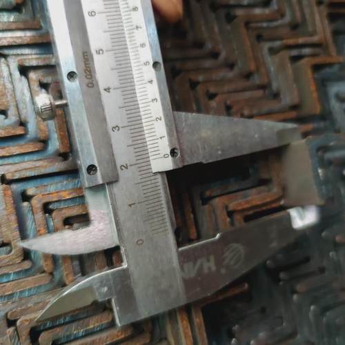 现货小角钢20*20*220*20*325*25*325*25*430*30*3*3*4