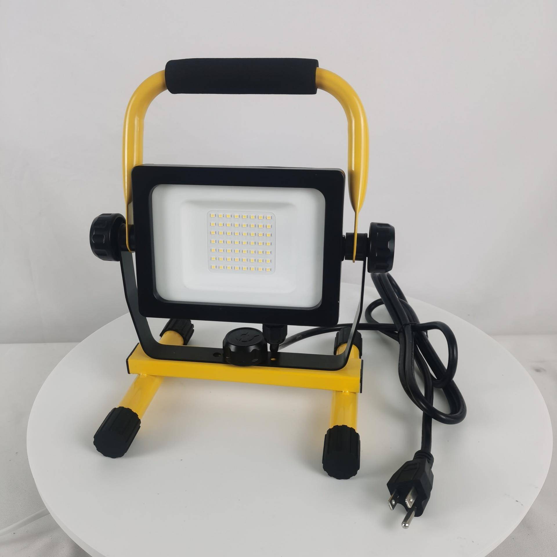 热销3000lm手提式led工作灯SMD铝压铸30W高光效户外作业灯