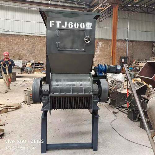 农用牛羊粪粉碎机移动式土壤黏土打机半湿物粉料400型散碎机