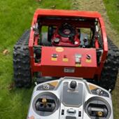 小型式 控地碎草遥机公园草坪修剪CER除草设备田杂草履带割草机