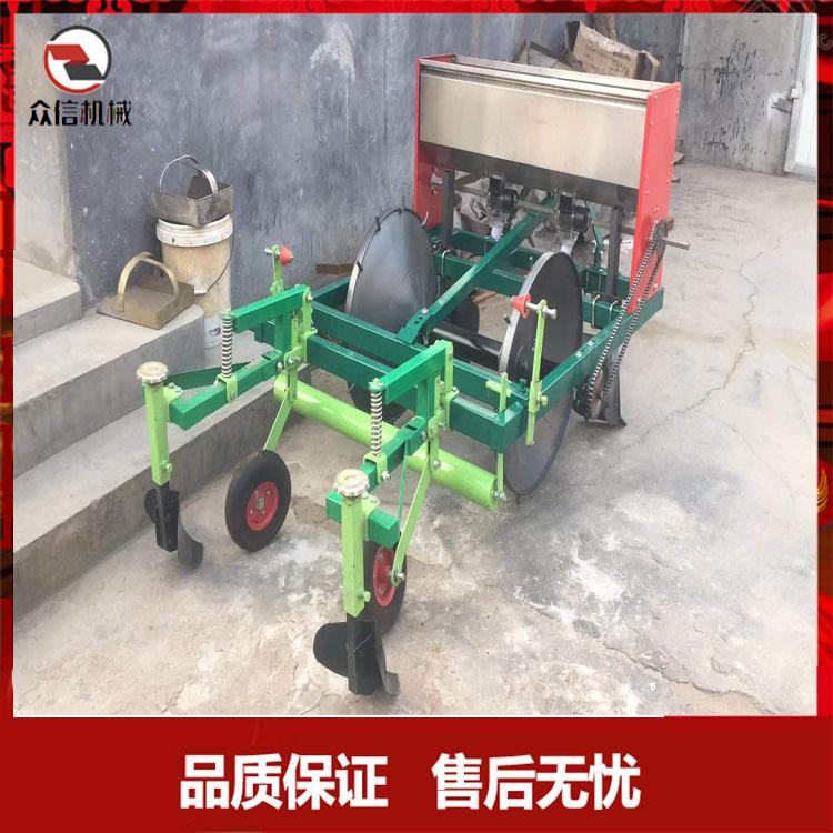 农用四轮拖拉机带地膜机起垄铺膜施肥机一体机覆盖机打背铺盖覆膜