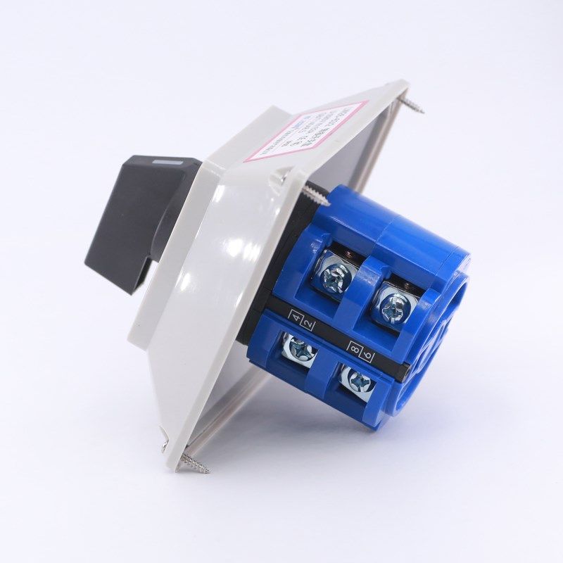 万能转换开 关LW26-63 C04/2带防水盒380V电源切断主控负荷通