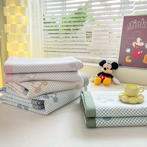 厂家直销冰豆豆凉感成人冰丝席三件套可折叠可机洗