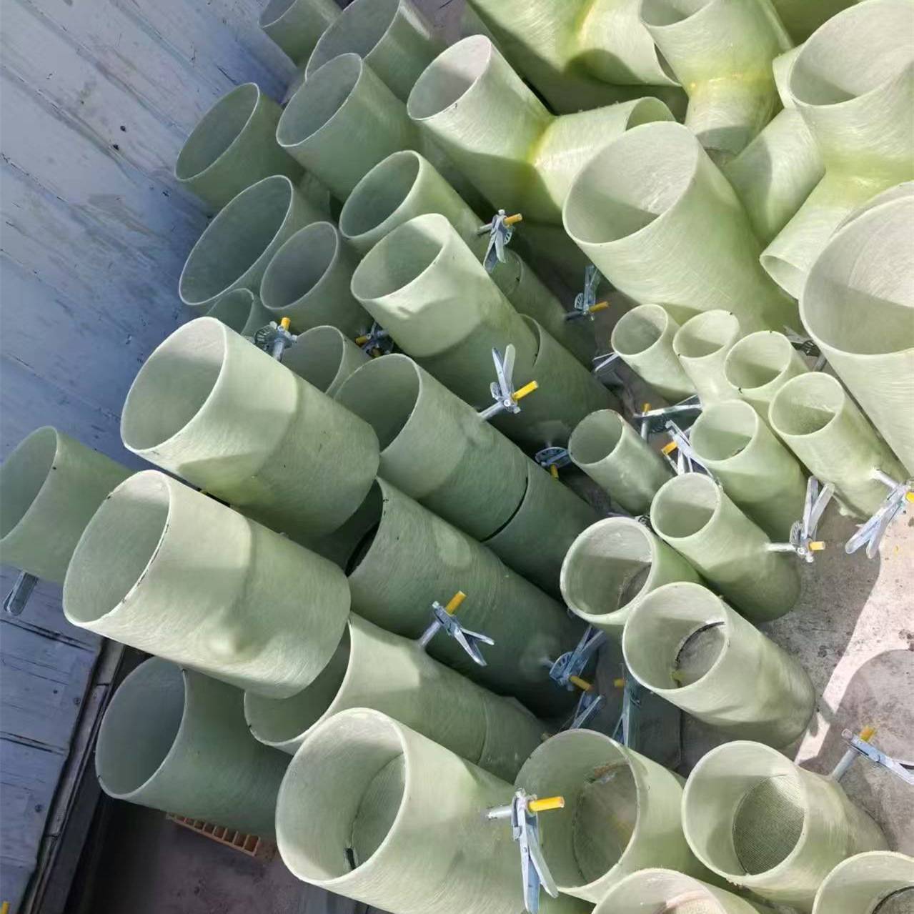 厂家生产 玻璃钢管件法兰DN100RF 玻璃钢弯头 玻璃钢变径 FRP三通