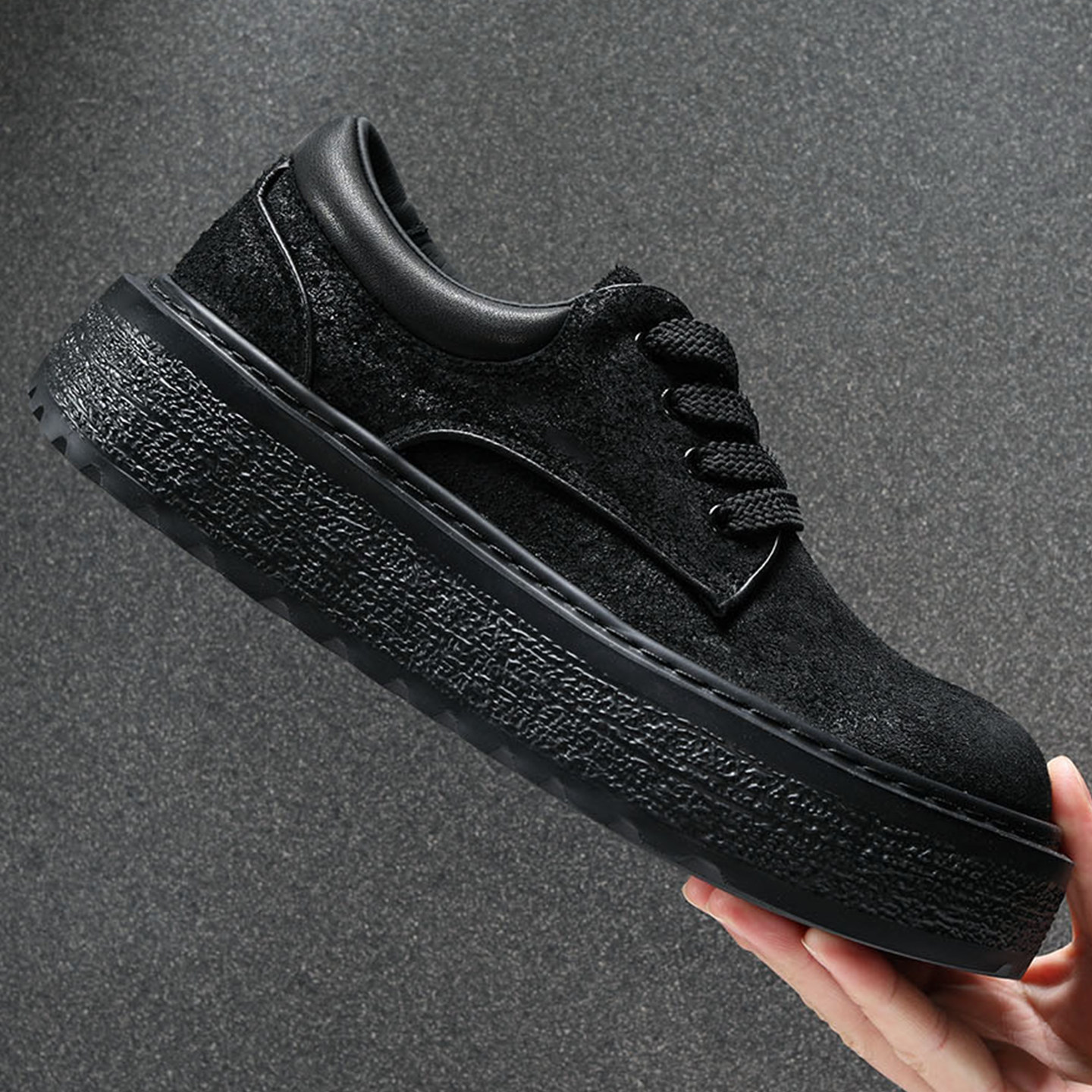 男鞋冬季2025新款真皮复古厚底工装板鞋男磨砂皮轻便软底休闲皮鞋