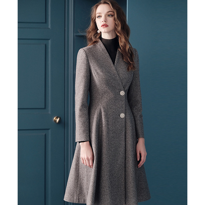 绝色时尚轻熟风灰色v领秋冬毛呢连衣裙优雅知性气质女装2021新款