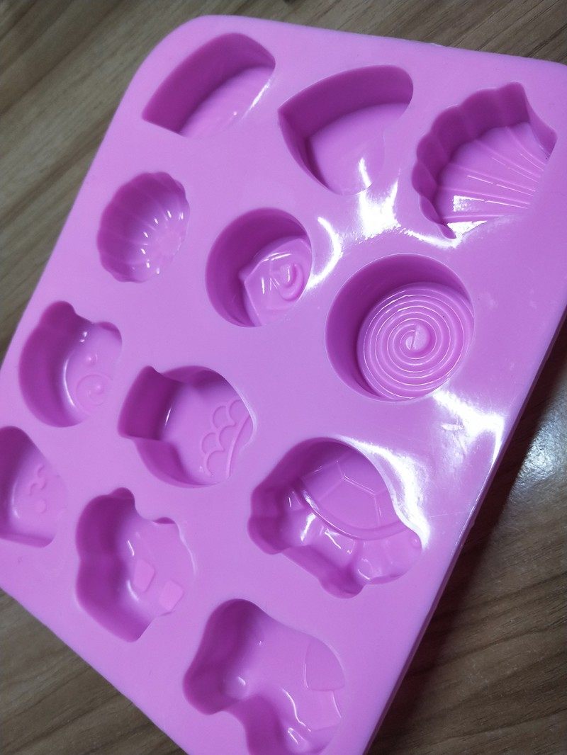 12孔动物硅胶蛋糕模具 布丁果冻模具 手工皂模具,纺织面料/辅料/配套,服装加工设备,淘宝优惠券,粉丝福利购,淘宝优惠卷