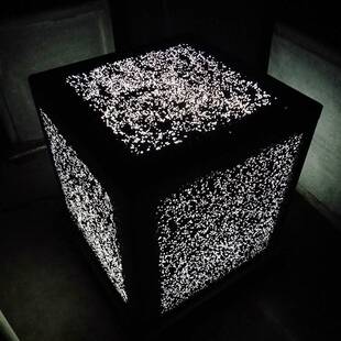 生产新型材料透光混凝土墙现浇发光水泥板装饰水泥地砖光导纤维板