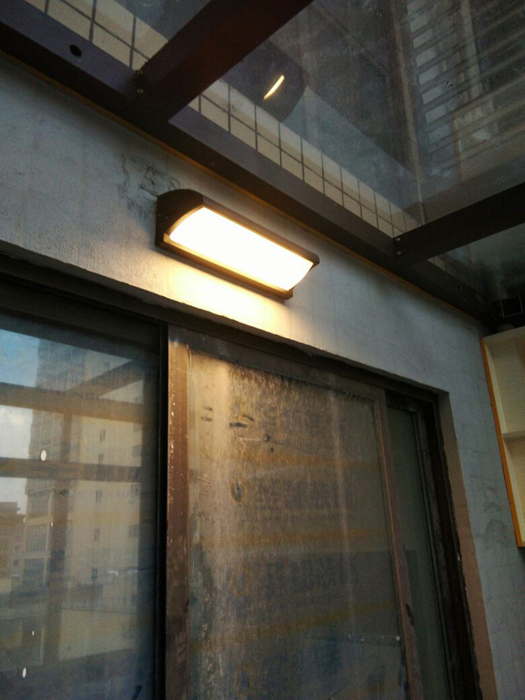 led壁灯户外防水家用阳台室外别墅花园庭院大门口感应墙壁灯超亮