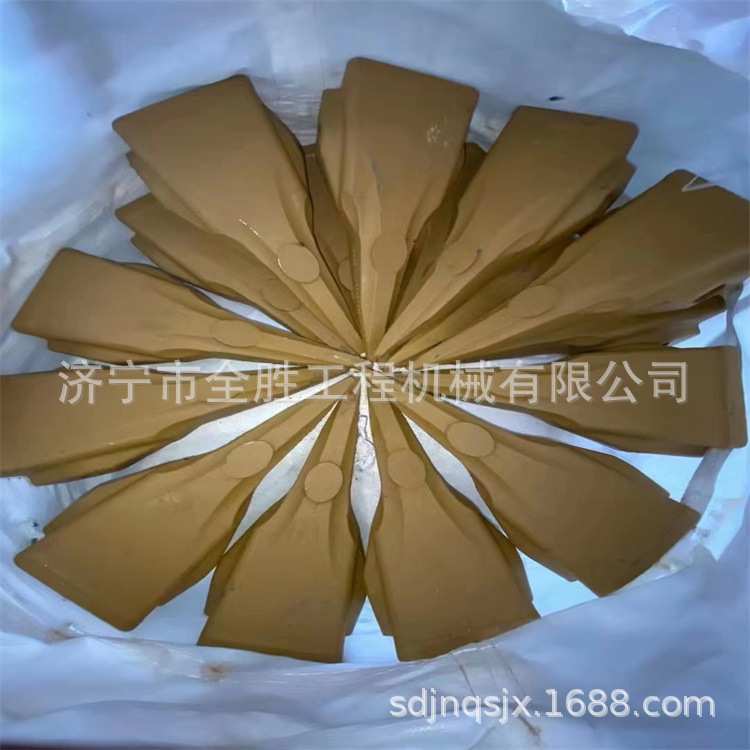 LD7OOTL挖掘机岩石斗齿 齿座 卡簧 挖掘机链条 履带板