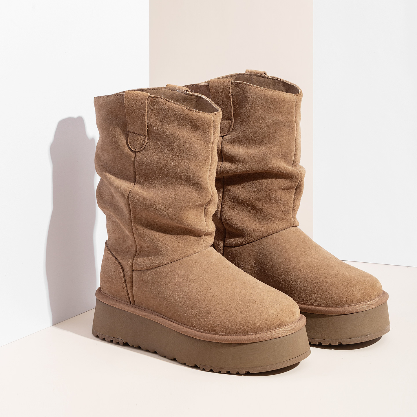 2025冬季新款复古堆堆靴雪地靴女加绒加厚羊皮毛一体防滑防水桑坡