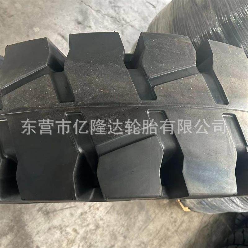 下12.00-24港口叉铲504车正吊面车起重机轮胎12.00-20井光面运机,汽车零部件/养护/美容/维保,工程机械轮胎,淘宝优惠券,粉丝福利购,淘宝优惠卷