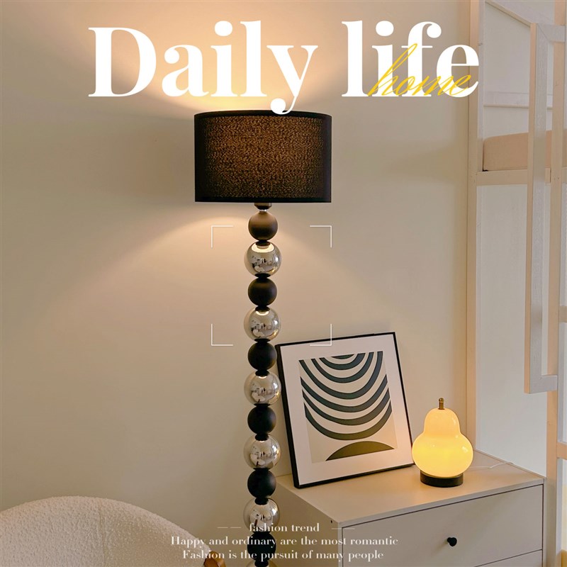 新款高颜值落地灯氛围灯客厅沙发边装饰极简高级感卧室立式台灯