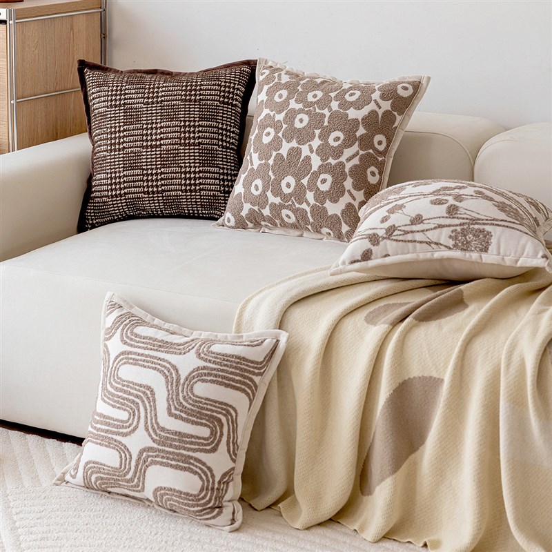 现代简约北欧法式花朵沙发抱枕套客厅靠枕卧室床头靠垫民宿样板间