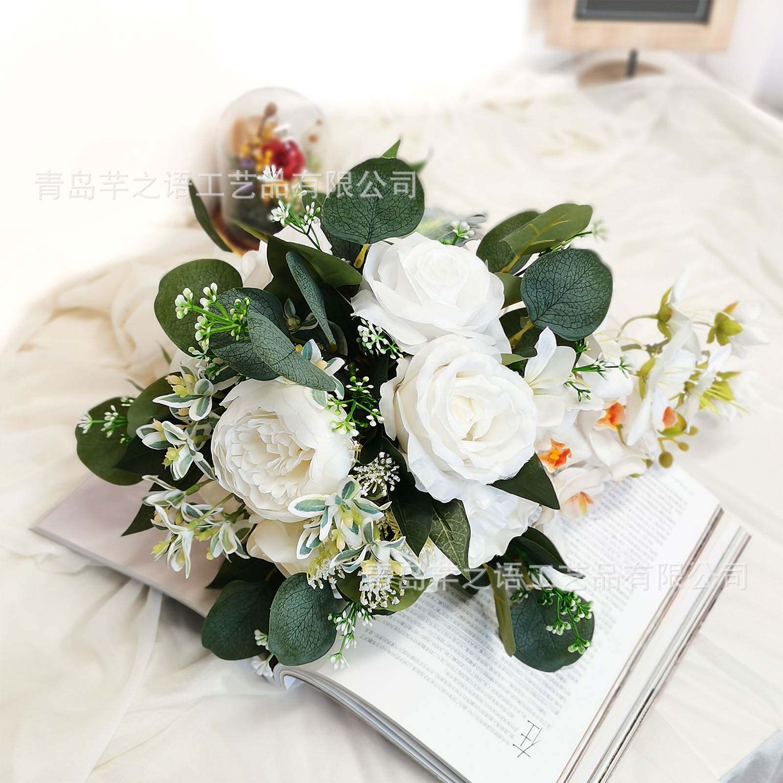 跨境热销新品仿真花新娘手捧花水滴形手捧花成品婚礼婚庆道具装饰