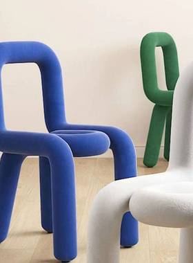 家用卧室化妆台靠背椅子创意Bold Chair凳子设计师创意休闲异形椅