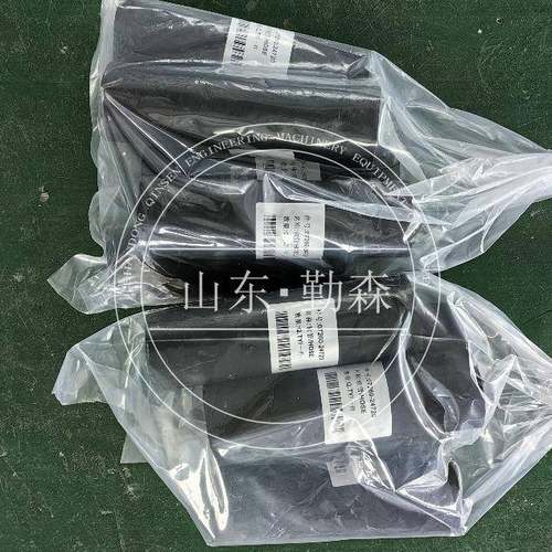 装载机配件型号齐全WA380W470水箱水管中冷管07260-24720