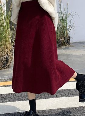 红色针织半身裙女秋冬款大码胖妹妹mm遮肉显瘦适合梨形身材的裙子
