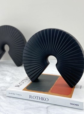 北欧扇形树脂摆件现代软装饰品酒店样板房家居客厅创意摆设