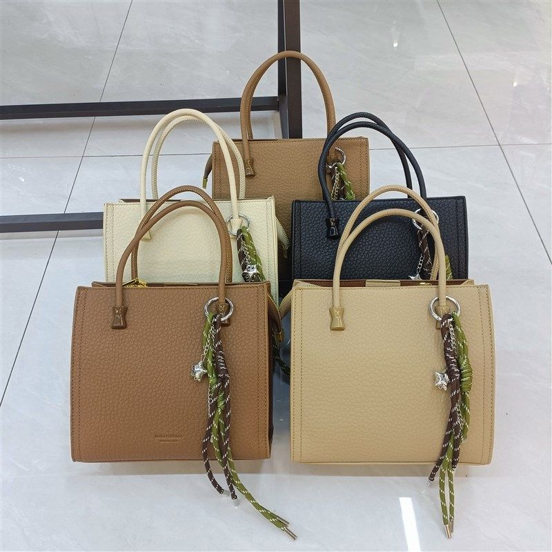 高级感小众设计包包女2024新款流行百搭斜挎包秋季时尚手提水桶包,箱包皮具/热销女包/男包,通用款女包,淘宝优惠券,粉丝福利购,淘宝优惠卷