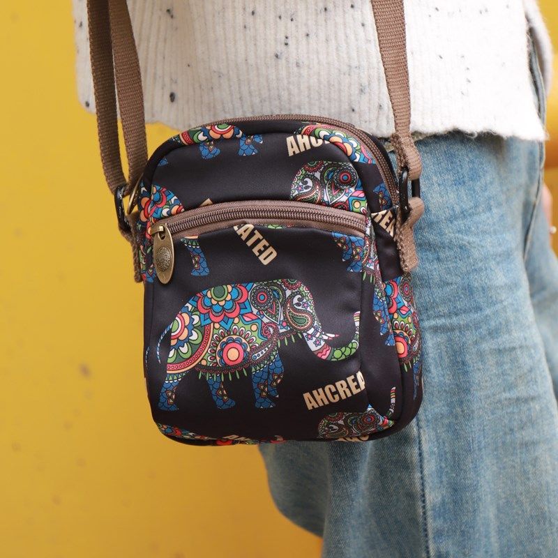 新款多夹层散步手机包牛津布竖款迷你斜挎小包宽肩带个性大象女包,箱包皮具/热销女包/男包,手机包,淘宝优惠券,粉丝福利购,淘宝优惠卷