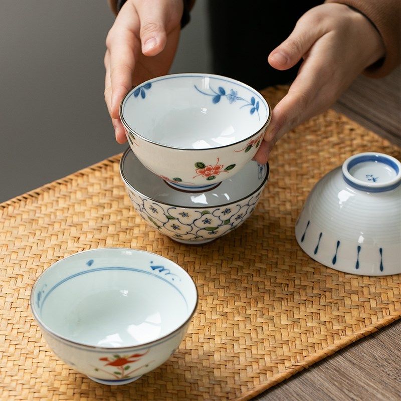 日本进口美浓烧家用陶瓷米饭碗十草赤花日式茶碗釉下彩餐具早餐碗